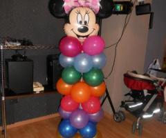 Costruzione di palloncini di Umpa Lumpa Animation a Messina