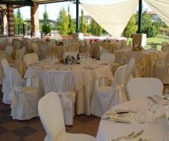 Tavoli per gli invitati al matrimonio