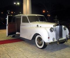 Noleggio auto d'epoca per gli sposi