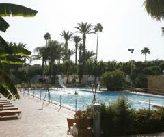 La piscina dell'Hotel Villa Favorita