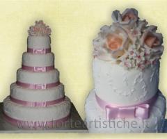 Torta nuziale con rose