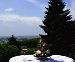 Tavolo con vista per il matrimonio