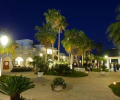 Villa Hollywood - La villa e il giardino