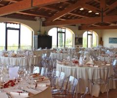 sala ricevimento allestita per matrimonio presso la Tenuta Coffele