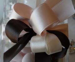 Porta confetti di nozze sui toni del rosa