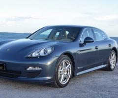 Auto sportiva per il matrimonio