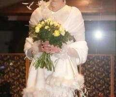 Foto della sposa con il suo bouquet