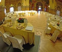 Il banchetto di nozze organizzato all'interno del Convention Bureau di Salsomaggiore Terme