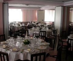 Tavoli per il ricevimento di matrimonio a L'Aquila