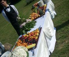 Il ricco Buffet di frutta e dolci presso la Tenuta Pantano Borghese
