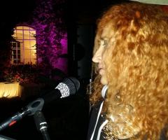 Matrimonio all'aperto. Trio voce, chitarra e batteria