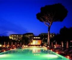 Vista in notturna della location di matrimonio