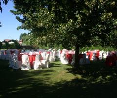 Ricevimento di nozze in giardino