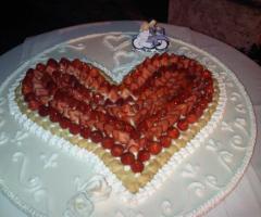 Torta nuziale con fragoline