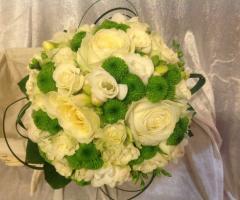 Bouquet sposa toni del verde - Roberta fiori Viverone