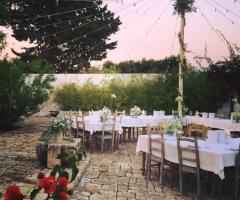 Masseria Eccellenza - I tavoli all'aperto