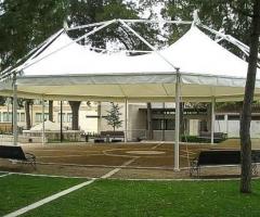 Tensostruttura aperta per il buffet di matrimonio