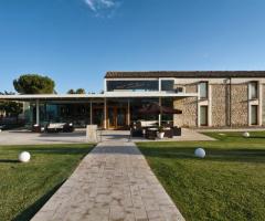 Ingresso alla villa per il matrimonio