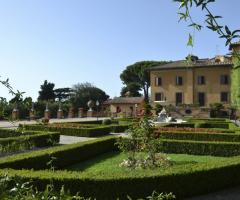 I giardini all'italiana della villa