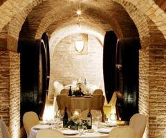 Un originale ricevimento di matrimonio nelle cantine del castello
