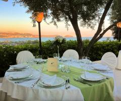 Poggio Ruppelt dal Tedesco 1930 - Tavoli all'aperto vista mare per il banchetto nuziale