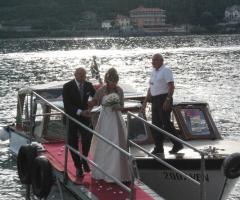 L'arrivo della sposa in barca - Albergo Ristorante Belvedere