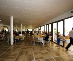 Una sala perfetto per un ricevimento di matrimonio al Torre Normanna Hotel