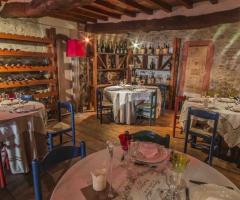 Saletta ristorante all'interno della cantina - Villa Bonadea