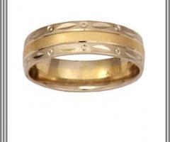 Fedina comoda in oro giallo e bianco 18 kt lavorata