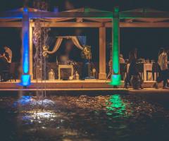 La giusta illuminazione è molto importante ad un matrimonio. La luce rende magico il momento più bello per una coppia innamorata. WAE We Are Everything