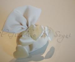 Sacchetto porta confetti con decorazione a cuori