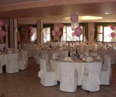 Allestimento con palloncini per il ricevimento di matrimonio