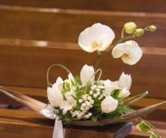 Tulipani e orchidee per la cerimonia di matrimonio