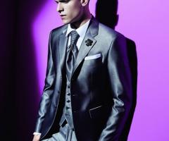 Modello di abito da sposo della linea Carlo Pignatelli