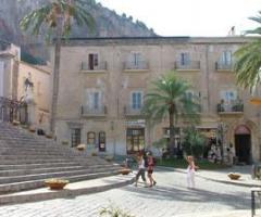 Esterno della location per ricevimento di matrimonio Palazzo Maria