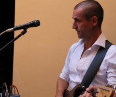 Raffaele Bertoldi - Musicista e chitarrista