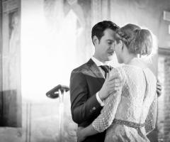 Maria Cristina Nicoletti - La tenerezza degli sposi