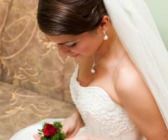 Acconciatura regale per la sposa