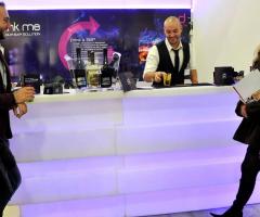 Drink me - Il bancone del servizio bar