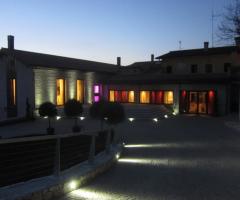 Ristorante Piccolo Mondo - Vista notturna del ristorante