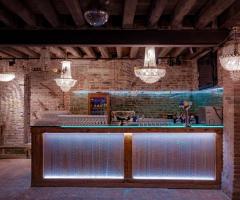 The Glass Cathedral - Bar Don Giovanni