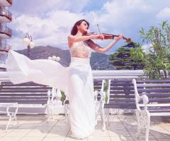 Giulia Ermirio Violista e Violinista - Grand Hotel Excelsior Palace