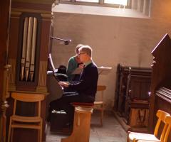 Organista e pianista Cremonese - La musica per cerimonie religiose e civili