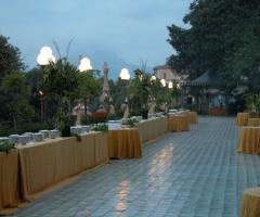 Allestimento ricevimento di matrimonio in terrazza presso la location Palazzo Butera