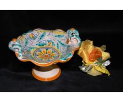 Porta caramelle in ceramica di Caltagirone.