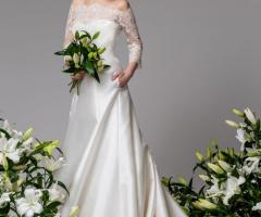 La Nuova Sartoria . Tale Couture. abito da sposa mod. Lella