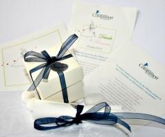 Scatoli porta confetti e pergamena di Compassion Italia Onlus