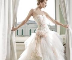 Splendido abito da sposa della collezione Magnani