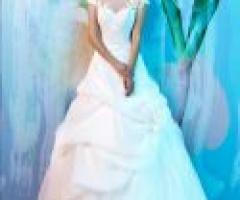 Atelier Di Benedetto Sergio - Abito da sposa con bretelle ed ampia gonna