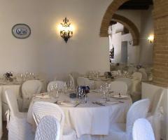 Sala della cantina - Tenuta Le Chiuse di Reopasto